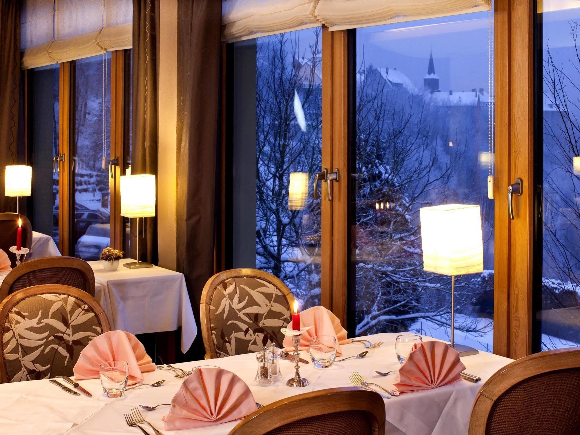 Spa Hotel Restaurant Au Lion D'Or ラ・プティット・ピエール エクステリア 写真